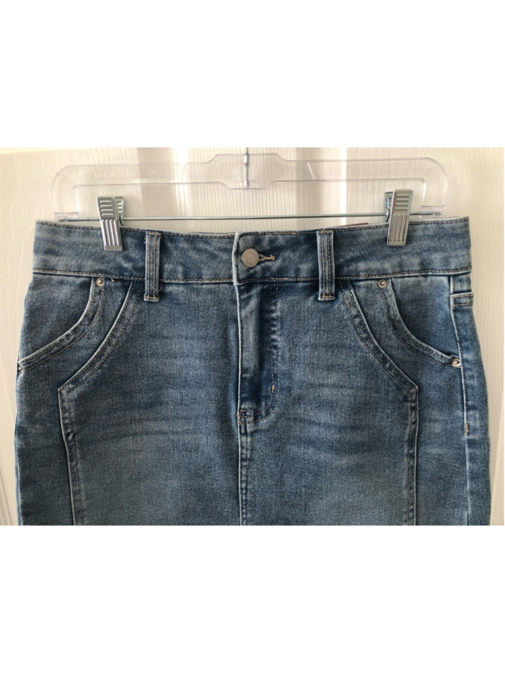 Size 6 Time and Tru Mini Denim Skirt Frayed Hem NWT Festival Concert Summer Y2K - Picture 7 of 8